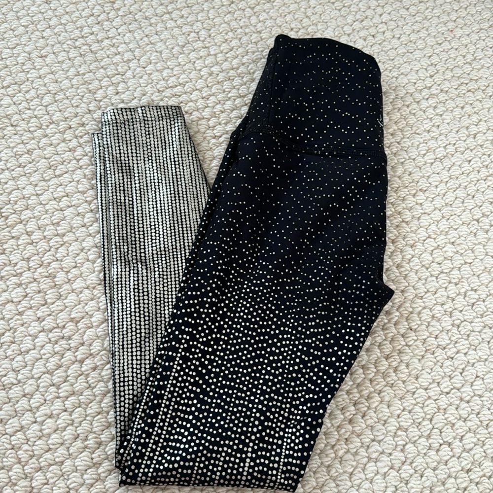 Beyond yoga alloy leggings